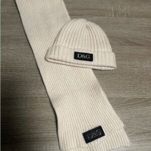 D&G Cream Ribbed Knit Hat and Scarf Set